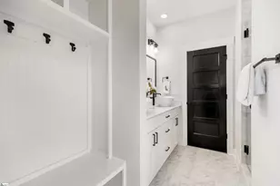 321 Serendipity Ln, Spartanburg, SC 29301 - Photo 6