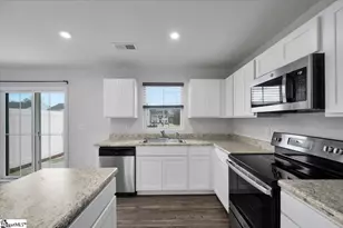 145 Fernside Ct, Greenville, SC 29617 - Photo 10