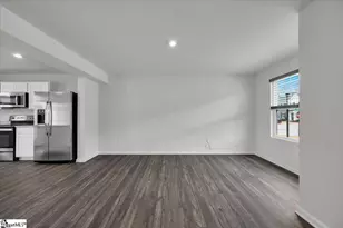 145 Fernside Ct, Greenville, SC 29617 - Photo 6