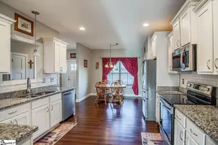 316 Terra Plains Dr, Greer, SC 29651 - Photo 4