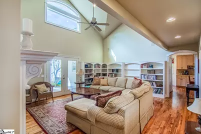 8 Dawson Road, Greenville, SC 29609 - Photo 6