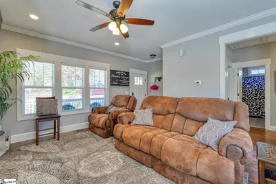 35 Burgess Avenue, Greenville, SC 29609 - Photo 4