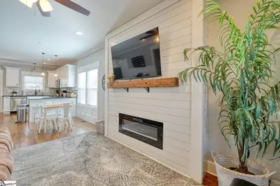 35 Burgess Avenue, Greenville, SC 29609 - Photo 6