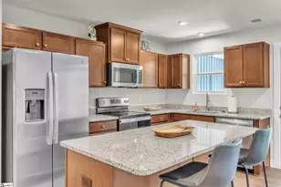 710 Cresslyn Ct, Greenville, SC 29617 - Photo 12