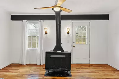 1016 Lee Vaughn Road, Simpsonville, SC 29681 - Photo 4