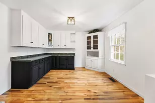 1016 Lee Vaughn Rd, Simpsonville, SC 29681 - Photo 6