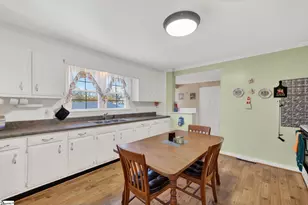 4 Caren St, Greenville, SC 29611 - Photo 14