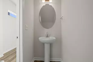 27 Wilson School St, Simpsonville, SC 29681 - Photo 6