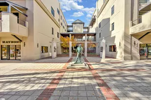 233 N Main St, Greenville, SC 29601 - Photo 20