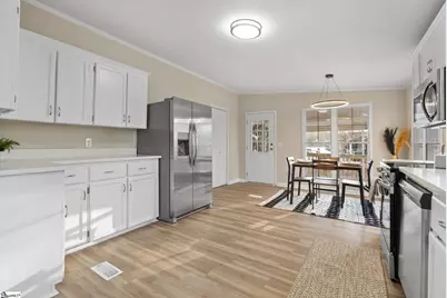 589 Club Drive, Greenville, SC 29611 - Photo 10