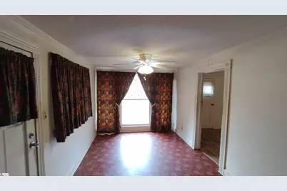 228 Circle Drive, Greenwood, SC 29646 - Photo 6