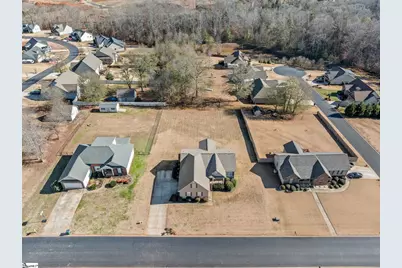 380 Saddlers Run, Chesnee, SC 29323 - Photo 2