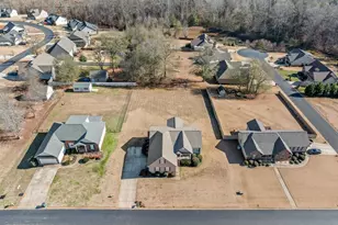 380 Saddlers Run, Chesnee, SC 29323 - Photo 2