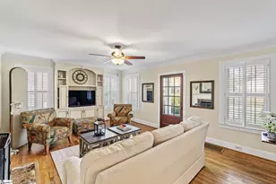 604 Crescent Ave, Greenville, SC 29601 - Photo 6