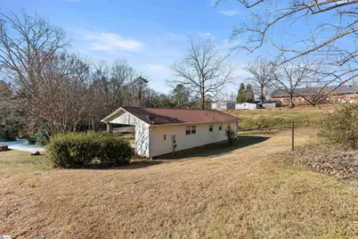 210 N Randolph Avenue, Landrum, SC 29356 - Photo 6