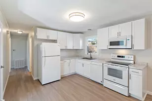 210 N Randolph Ave, Landrum, SC 29356 - Photo 20