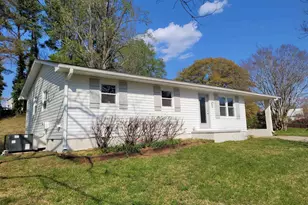 210 N Randolph Ave, Landrum, SC 29356 - Photo 1