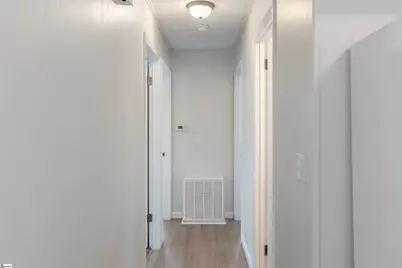 210 N Randolph Avenue, Landrum, SC 29356 - Photo 16