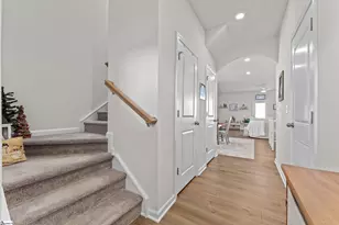 6 Loebner Ln, Simpsonville, SC 29680 - Photo 4