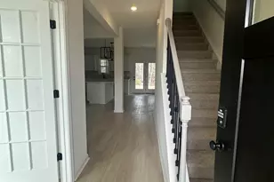 343 E Pyrenees Dr, Wellford, SC 29385 - Photo 4