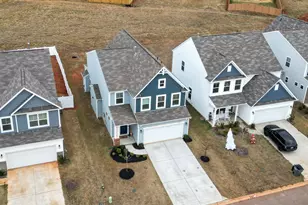 252 Pendergast Rd, Greenville, SC 29605 - Photo 2