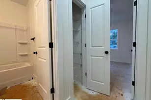 195 Susans Rd, Gaffney, SC 29341 - Photo 12