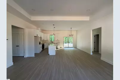 187 Susans Road, Gaffney, SC 29341 - Photo 8