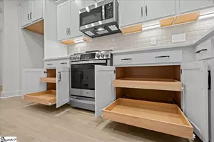 721 Colpeo St, Spartanburg, SC 29303 - Photo 8