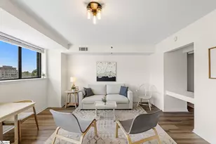 100 E Washington St, Greenville, SC 29601 - Photo 4