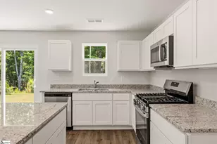 397 Prosperity Ln, Moore, SC 29369 - Photo 10