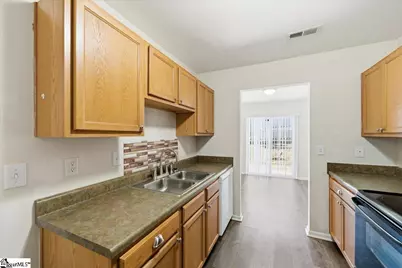 715 Bellview Way, Seneca, SC 29678 - Photo 18