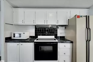 210 Elaine Dr, Piedmont, SC 29673 - Photo 12