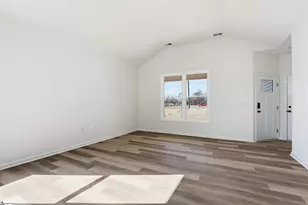 609 S Cherry St, Seneca, SC 29678 - Photo 10