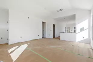 609 S Cherry St, Seneca, SC 29678 - Photo 6