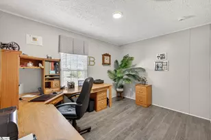 24 Hudson St, Taylors, SC 29687 - Photo 32