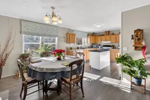 24 Hudson St, Taylors, SC 29687 - Photo 12