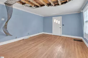 104 Wilshire Dr, Greenville, SC 29609 - Photo 4