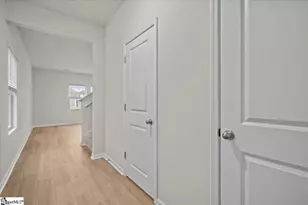 6 Angel Wood Dr, Piedmont, SC 29673 - Photo 2