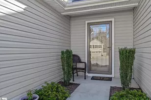 744 Parkside Dr, Woodruff, SC 29388 - Photo 2