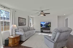 744 Parkside Dr, Woodruff, SC 29388 - Photo 4