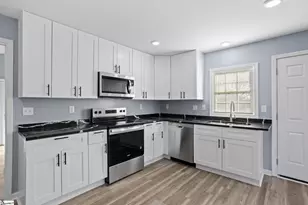 16 Rison Rd, Greenville, SC 29611 - Photo 2