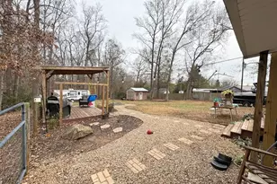 1725 W Georgia Rd, Woodruff, SC 29388 - Photo 32