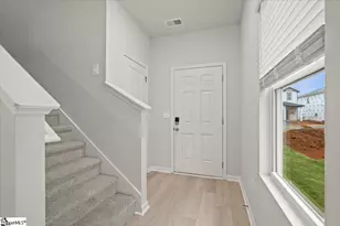 8 Angel Wood Dr, Piedmont, SC 29673 - Photo 2