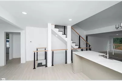 14 Hawthorne Lane, Greenville, SC 29605 - Photo 8