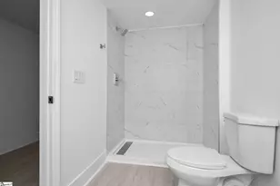 14 Hawthorne Ln, Greenville, SC 29605 - Photo 28