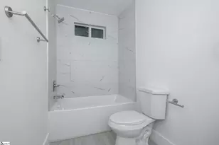 14 Hawthorne Ln, Greenville, SC 29605 - Photo 24