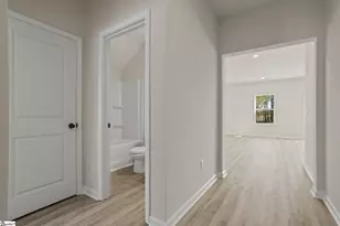 114 Wilson School St, Simpsonville, SC 29681 - Photo 4