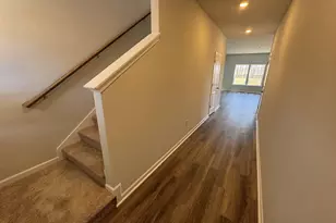 112 Wilson School St, Simpsonville, SC 29681 - Photo 2