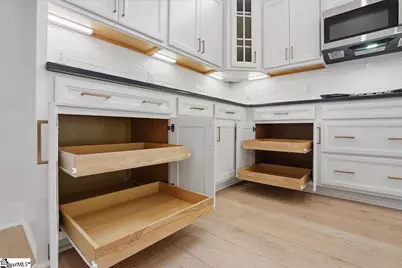 8 Pelham Crossing Drive, Greenville, SC 29615 - Photo 6