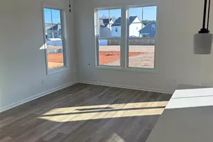 243 Brown Cir, Easley, SC 29642 - Photo 4